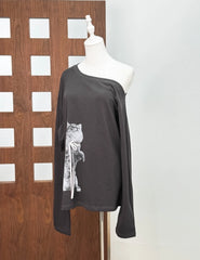 Grey Cat Print One-Shoulder Long Sleeve Top | Lisa – BlackPink