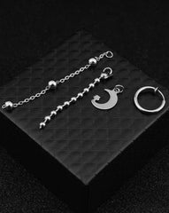 Suga Silver Crescent Moon Earring