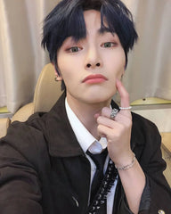 Jeongin White Pearl Ring