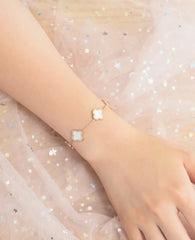 J-Hope Flower Bracelet