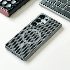 Frosted Honeycomb Magsafe Case